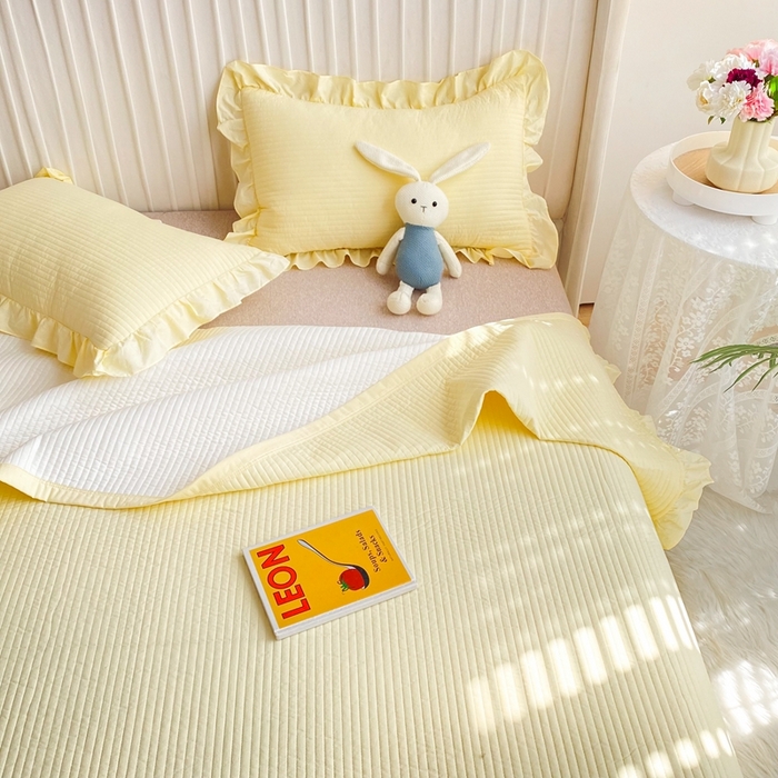 91家纺网 家纺一手货源 找家纺 大境 2024新款40S全棉水洗棉韩版荷叶边夹棉床盖三件套 奶油黄