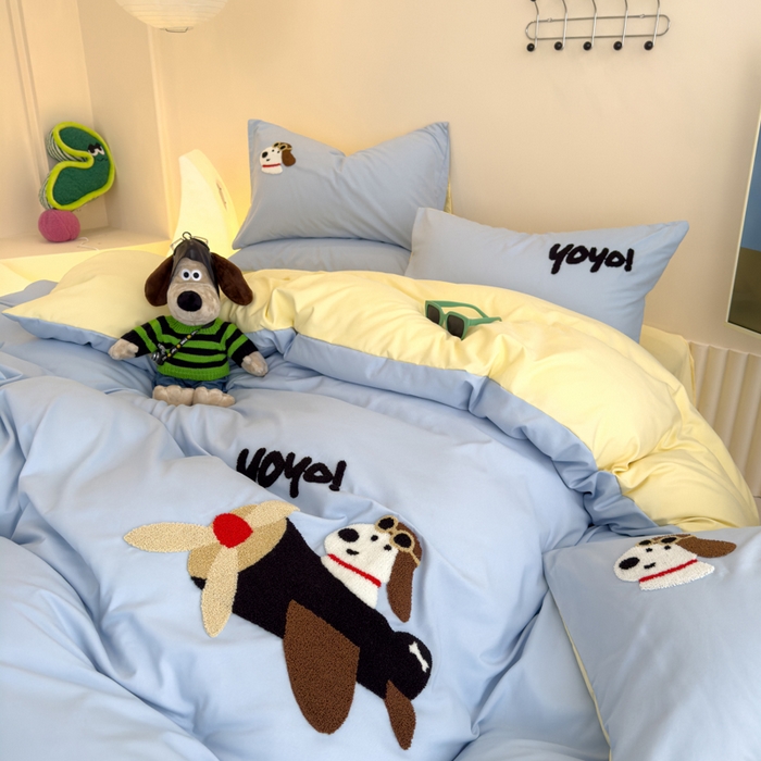 91家纺网 家纺一手货源 找家纺 曼谷家纺 新款毛巾绣四件套小狗图案柔软磨毛床上用品水洗棉套件 飞行员-蓝芝士