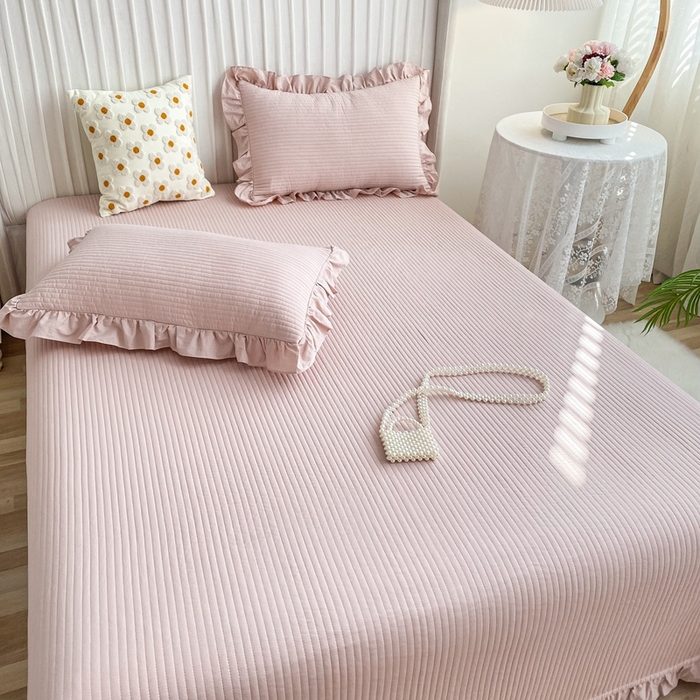 91家纺网 家纺一手货源 找家纺 大境 2024新款40S全棉水洗棉韩版荷叶边夹棉床盖三件套 浅豆沙