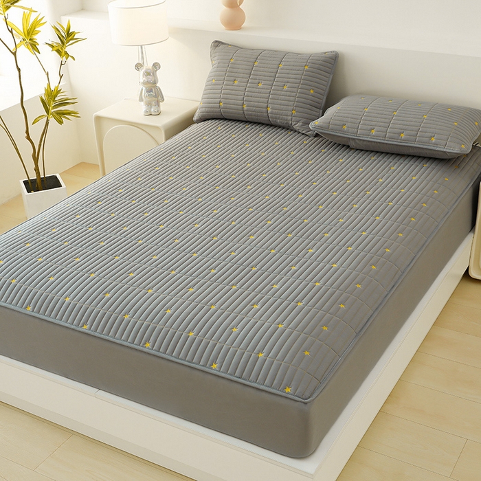 91家纺网 家纺一手货源 找家纺 丝涟家居 2025新款A类水洗亲肤棉刺绣防水防污床笠--星河 星河-灰色