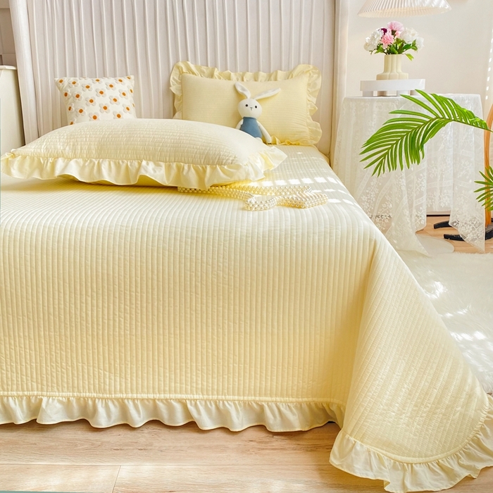 91家纺网 家纺一手货源 找家纺 大境 2024新款40S全棉水洗棉韩版荷叶边夹棉床盖三件套 奶油黄