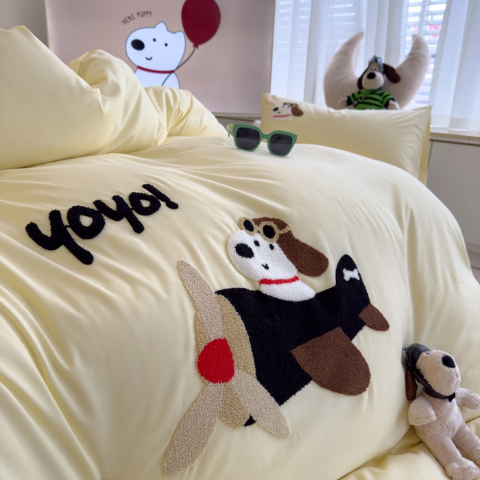 91家纺网 家纺一手货源 找家纺 曼谷家纺 新款毛巾绣四件套小狗图案柔软磨毛床上用品水洗棉套件 飞行员-芝士