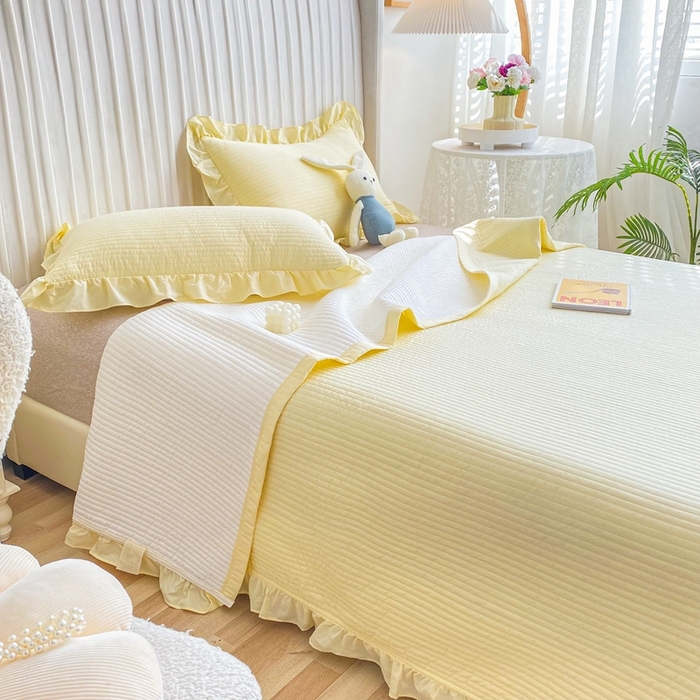 91家纺网 家纺一手货源 找家纺 大境 2024新款40S全棉水洗棉韩版荷叶边夹棉床盖三件套 奶油黄