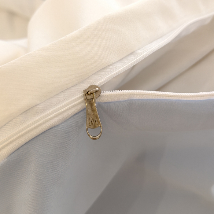 91家纺网 家纺一手货源 找家纺 曼谷家纺 新款毛巾绣四件套小狗图案柔软磨毛床上用品水洗棉套件