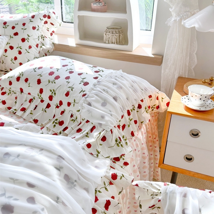 91家纺网 家纺一手货源 找家纺 亲亲公主 2025新款全棉蕾丝仙女款床裙四件套 玫瑰恋人