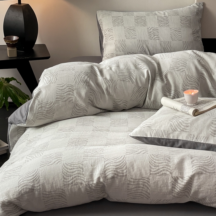 91家纺网 家纺一手货源 找家纺 （总）苏木年华 2024新款A类全棉三层纱提花四件套--方格系列