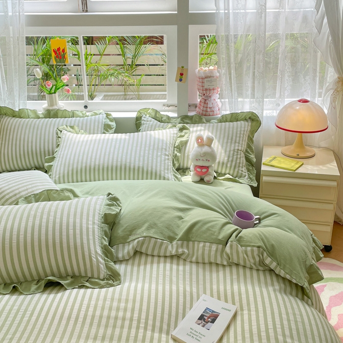 91家纺网 家纺一手货源 找家纺 （总）苏木年华 2024新款水洗棉竖条纹泡泡纱小清新花边四件套