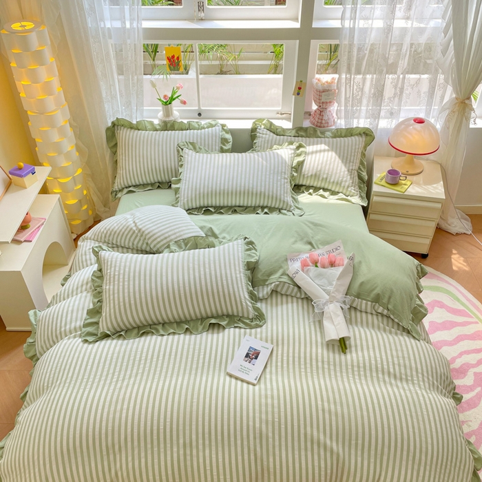 91家纺网 家纺一手货源 找家纺 苏木年华 2024新款水洗棉竖条纹泡泡纱小清新花边四件套 泡泡纱- 草绿
