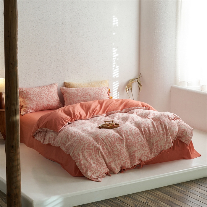 91家纺网 家纺一手货源 找家纺 安莱生活 2024新款高端双层纱栀子花色织大提花蝴蝶结工艺款四件套 栀子花-橘红