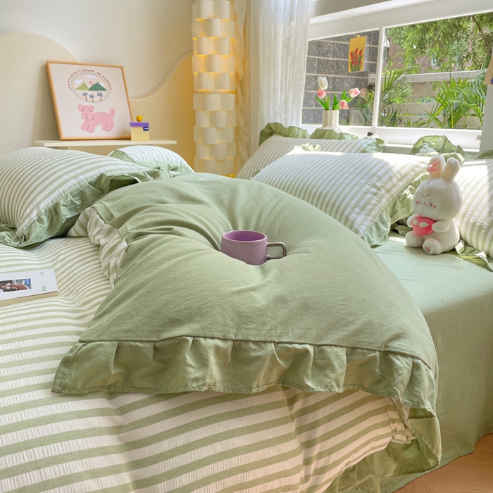 91家纺网 家纺一手货源 找家纺 苏木年华 2024新款水洗棉竖条纹泡泡纱小清新花边四件套 泡泡纱- 草绿
