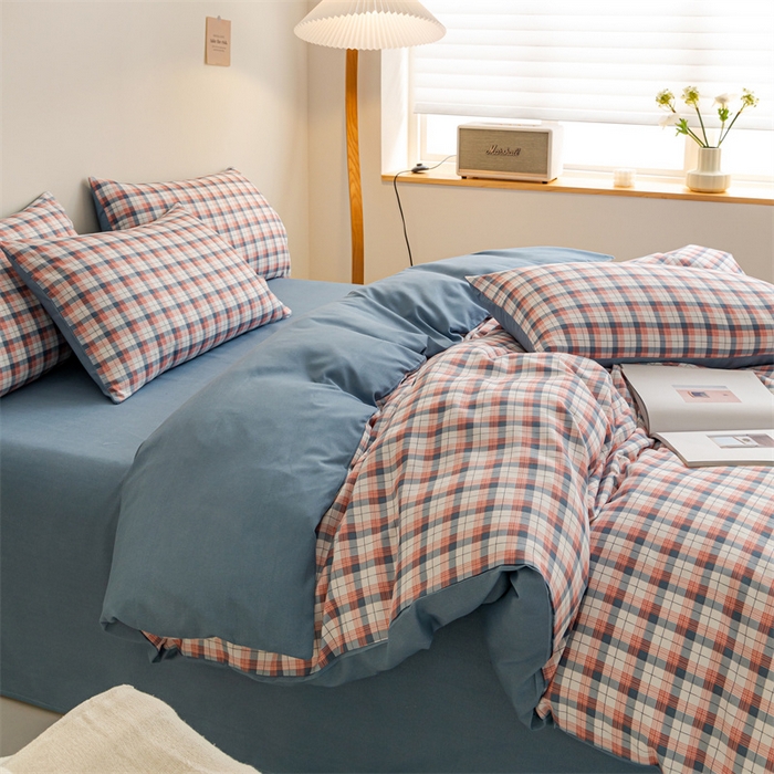 91家纺网 家纺一手货源 找家纺 米瑞娜 2024新款无印风四件套格子条纹水洗棉四件套 贝拉-粉