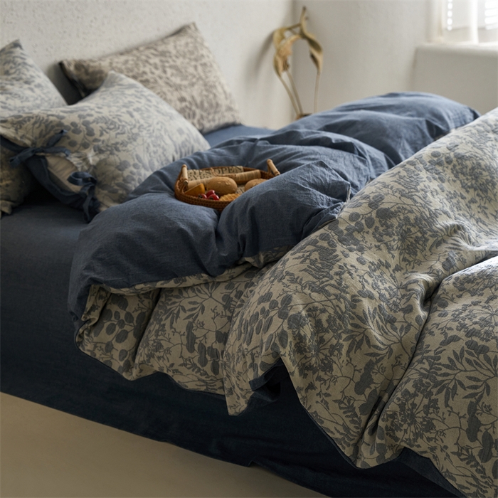 91家纺网 家纺一手货源 找家纺 安莱生活 2024新款高端双层纱栀子花色织大提花蝴蝶结工艺款四件套 栀子花-深蓝