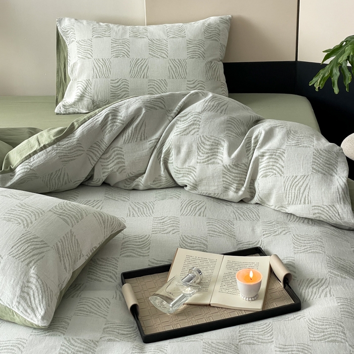 91家纺网 家纺一手货源 找家纺 苏木年华 2024新款A类全棉三层纱提花四件套--方格系列 方格绿