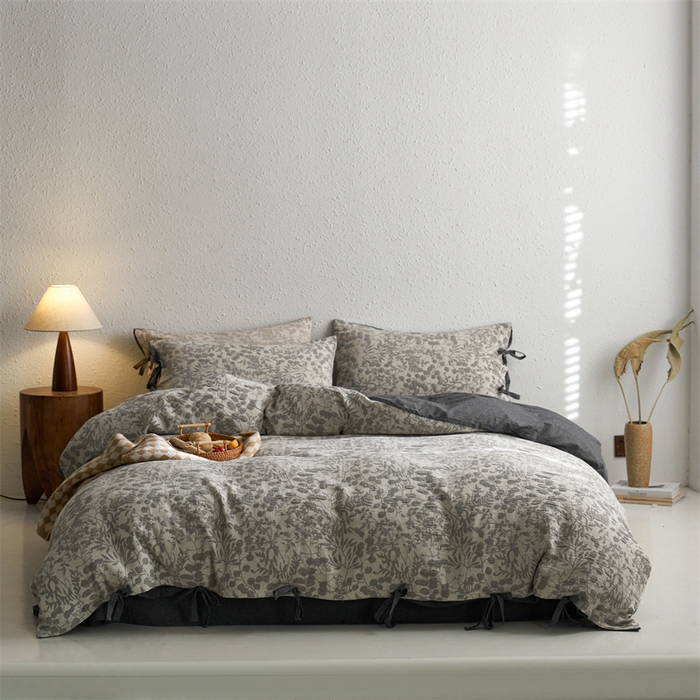 91家纺网 家纺一手货源 找家纺 安莱生活 2024新款高端双层纱栀子花色织大提花蝴蝶结工艺款四件套 栀子花-深灰