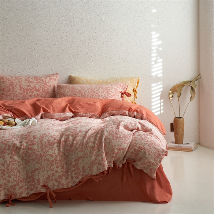 91家纺网 家纺一手货源 找家纺 安莱生活 2024新款高端双层纱栀子花色织大提花蝴蝶结工艺款四件套 栀子花-橘红