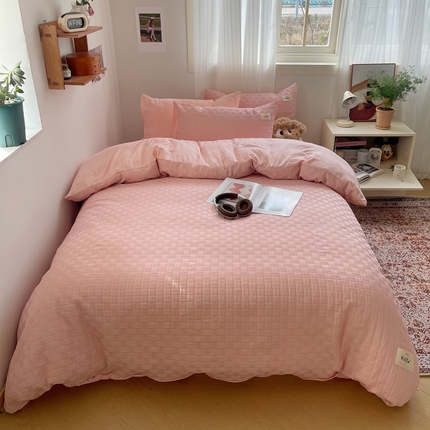 91家纺网 家纺一手货源 找家纺 顾里 2024新款韩系双层泡泡纱四件套-风格二（会员-5） 樱花粉