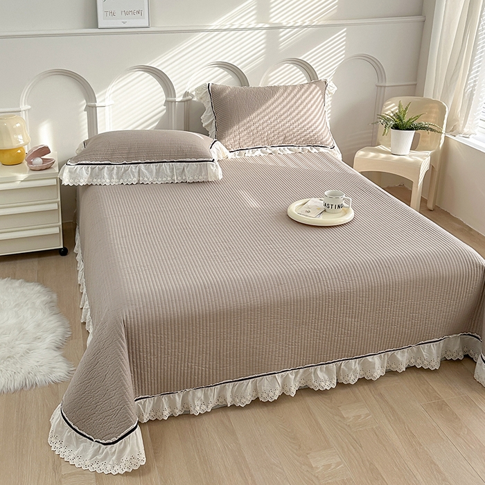 91家纺网 家纺一手货源 找家纺 上喜 热卖双层纱花边款床盖三件套 太空灰