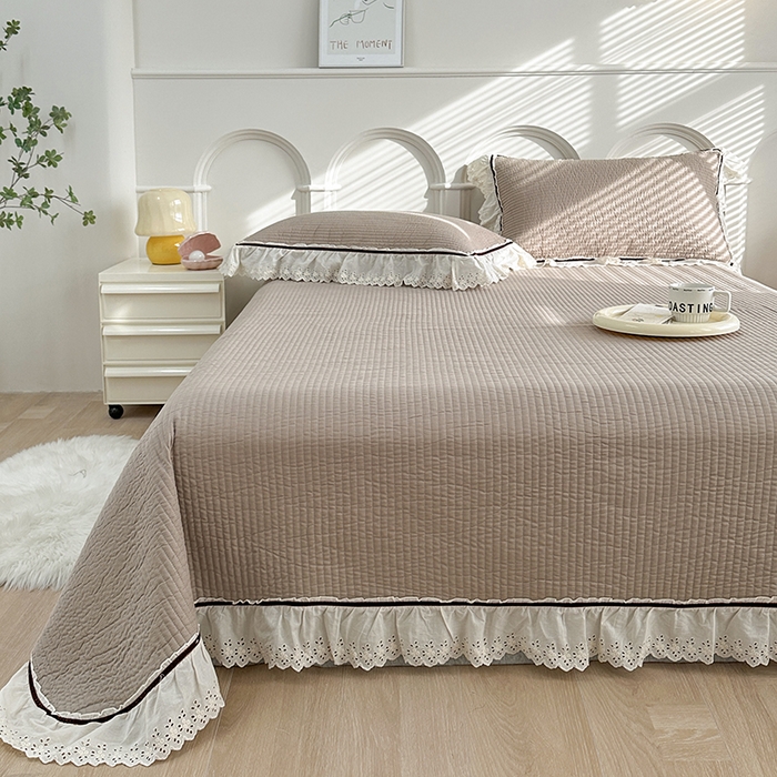 91家纺网 家纺一手货源 找家纺 上喜 热卖双层纱花边款床盖三件套 太空灰