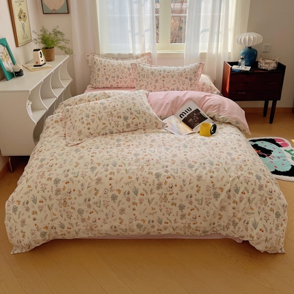 91家纺网 家纺一手货源 找家纺 盛馨 2024全棉高支高密精梳棉小清新碎花四件套纯棉床笠三件套秘境乐园