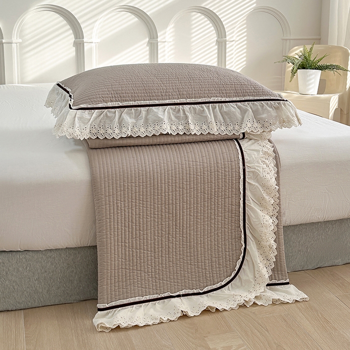 91家纺网 家纺一手货源 找家纺 上喜 热卖双层纱花边款床盖三件套 太空灰