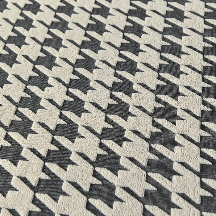 91家纺网 家纺一手货源 找家纺 千彤沙发垫 2024常规款粗线棉麻千鸟格沙发套 黑白