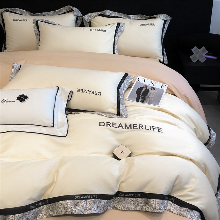 91家纺网 家纺一手货源 找家纺 笙意家纺 2025新款全棉刺绣拼边四件套 奶昔白+奶茶