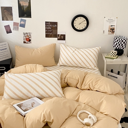 91家纺网 家纺一手货源 找家纺 三朵家纺 2024新款春夏13372全棉精梳棉混搭四件套 芒果茶