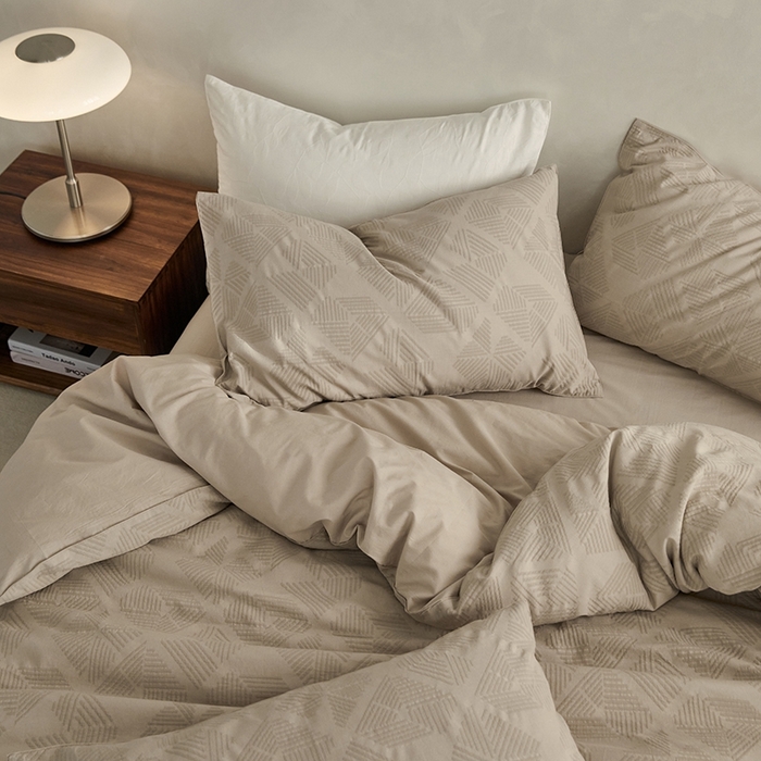 91家纺网 家纺一手货源 找家纺 宜代光年 2024新款60s全棉三层纱四件套 卡曼