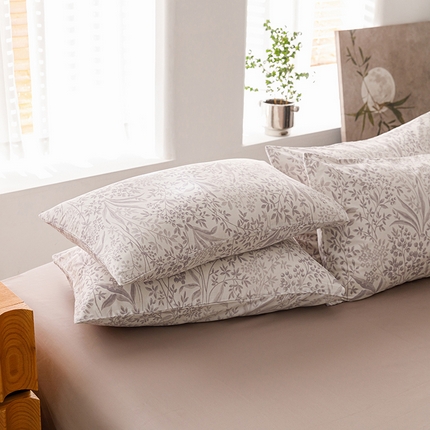 91家纺网 家纺一手货源 找家纺 倾慕家纺 2024新款典雅风全棉13370简约印花系列单枕套 愈见