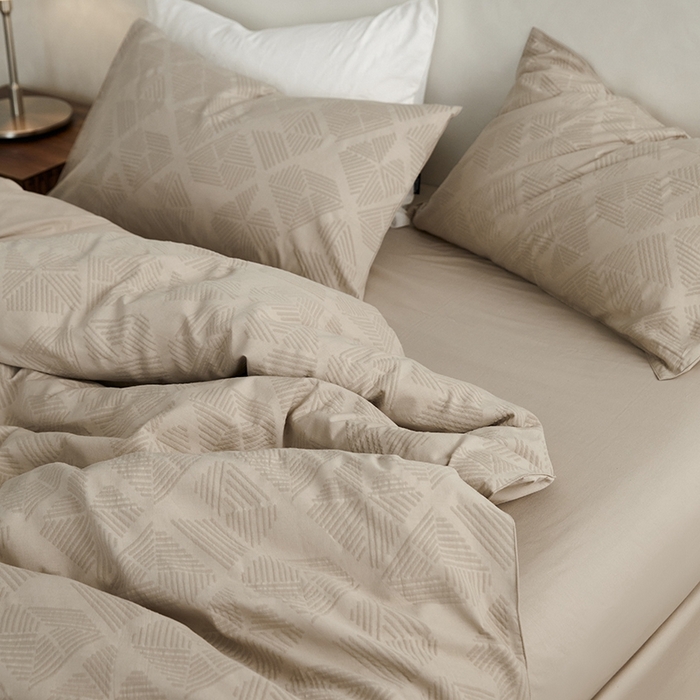 91家纺网 家纺一手货源 找家纺 宜代光年 2024新款60s全棉三层纱四件套 卡曼