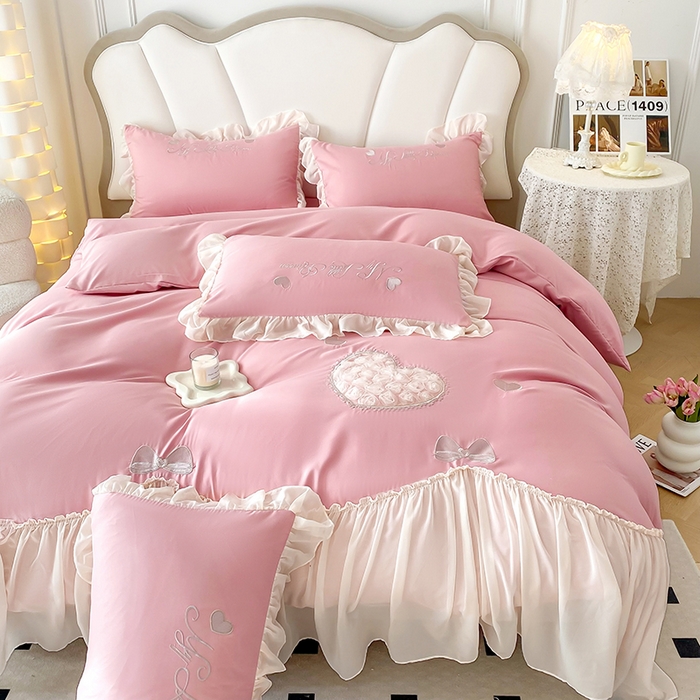 91家纺网 家纺一手货源 找家纺 富盛家纺 2024新款水洗亲肤棉立体刺绣四件套公主风四件套-爱心 爱心—豆沙