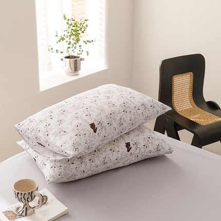 91家纺网 家纺一手货源 找家纺 倾慕家纺 2024新款典雅风全棉13370简约印花系列单枕套 雅秀