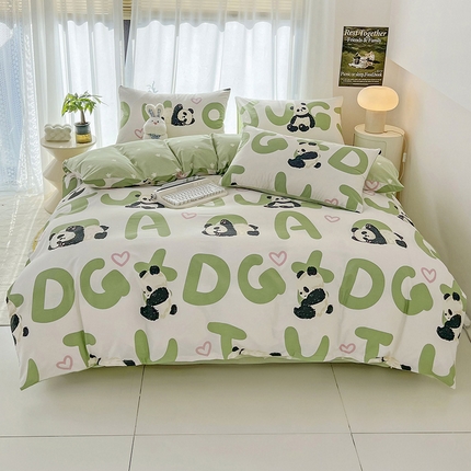 91家纺网 家纺一手货源 找家纺 倾慕家纺 2024新款时尚风全棉13070亲肤印花系列四件套 米兜熊猫