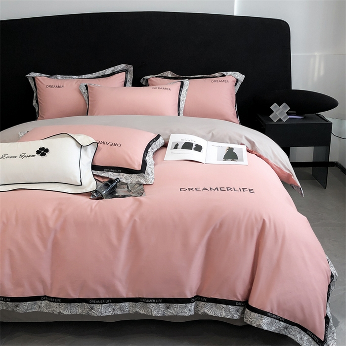 91家纺网 家纺一手货源 找家纺 笙意家纺 2025新款全棉刺绣拼边四件套 浅豆沙+山灰