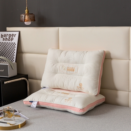 91家纺网 家纺一手货源 找家纺 （总）亦帆枕芯 2024新款枕芯立体驼绒羊绒蛋白舒睡枕护颈羽丝绒枕头枕芯