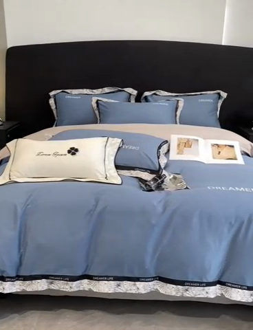 91家纺网 家纺一手货源 找家纺 笙意家纺 2025新款全棉刺绣拼边四件套 宾利蓝+山灰
