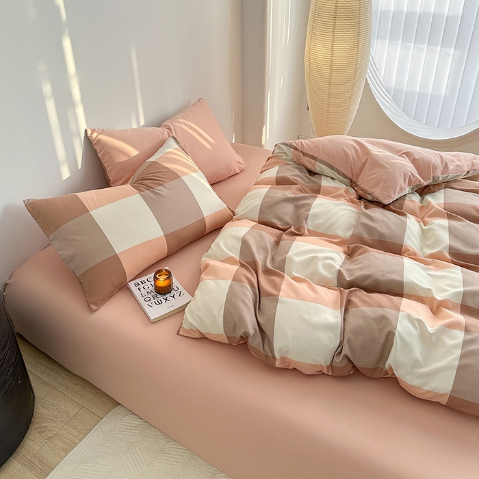 91家纺网 家纺一手货源 找家纺 家贝爱 2024新款简约轻奢水洗棉四件套 粉玉大格