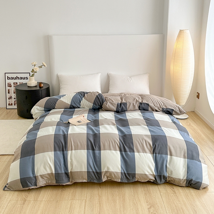 91家纺网 家纺一手货源 找家纺 家贝爱 2024新款简约轻奢水洗棉四件套 蓝大格