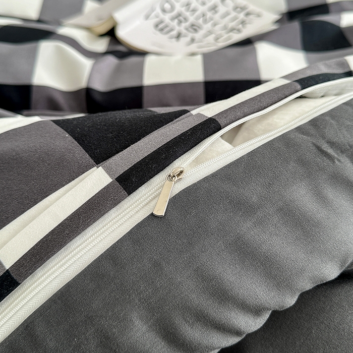 91家纺网 家纺一手货源 找家纺 家贝爱 2024新款简约轻奢水洗棉四件套 黑白中格