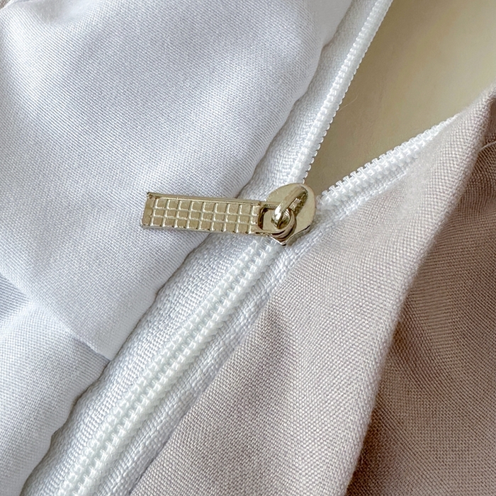 91家纺网 家纺一手货源 找家纺 啊雅家居 2025新款轻奢韩式花边款华夫格四件套 花边款  梦幻灰