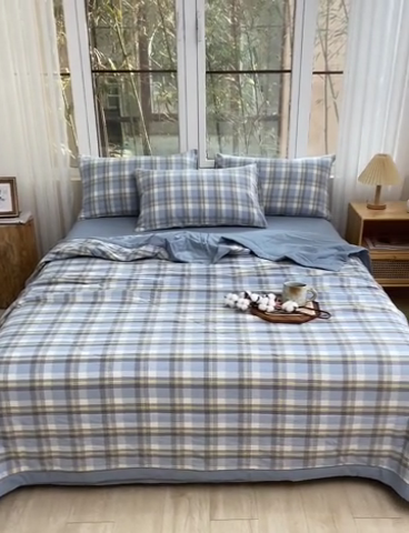 91家纺网 家纺一手货源 找家纺 柠萌 新款全棉色织水洗棉棉花夏被四件套里外全棉夏凉被 简兮蓝