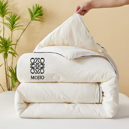 91家纺网 家纺一手货源 找家纺 一加一 2025新款黑边立体刺绣大豆 二合一子母被 米黄