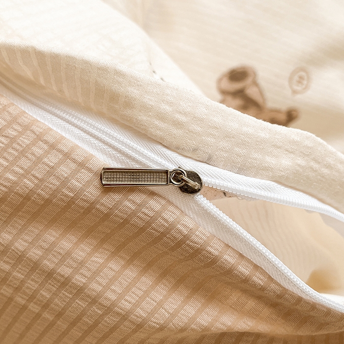 91家纺网 家纺一手货源 找家纺 梦之岛 2024新款A类母婴级泡泡棉皱皱纱碎花四件套 啵啵熊