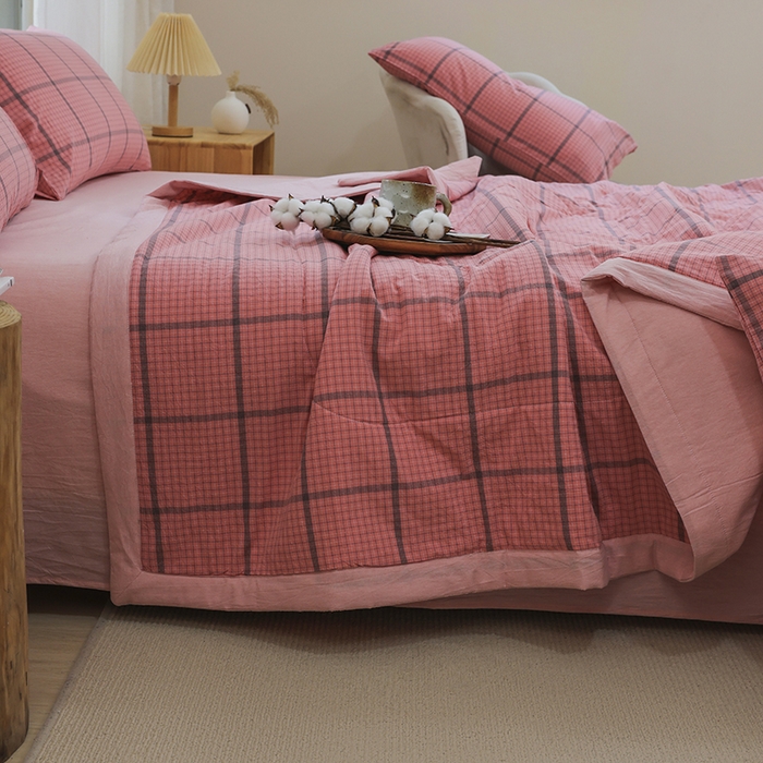 91家纺网 家纺一手货源 找家纺 柠萌 新款全棉色织水洗棉棉花夏被四件套里外全棉夏凉被 瓦尔粉