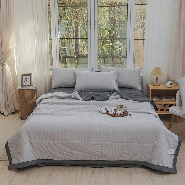 91家纺网 家纺一手货源 找家纺 柠萌 新款全棉色织水洗棉棉花夏被四件套里外全棉夏凉被 灰密条