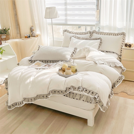 91家纺网 家纺一手货源 找家纺 宜凡家纺 2024新品全棉夹棉花边床笠四件套-心情 心情 米白