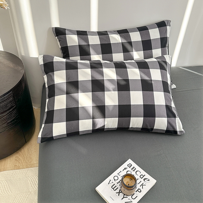 91家纺网 家纺一手货源 找家纺 家贝爱 2024新款简约轻奢水洗棉四件套 黑白中格