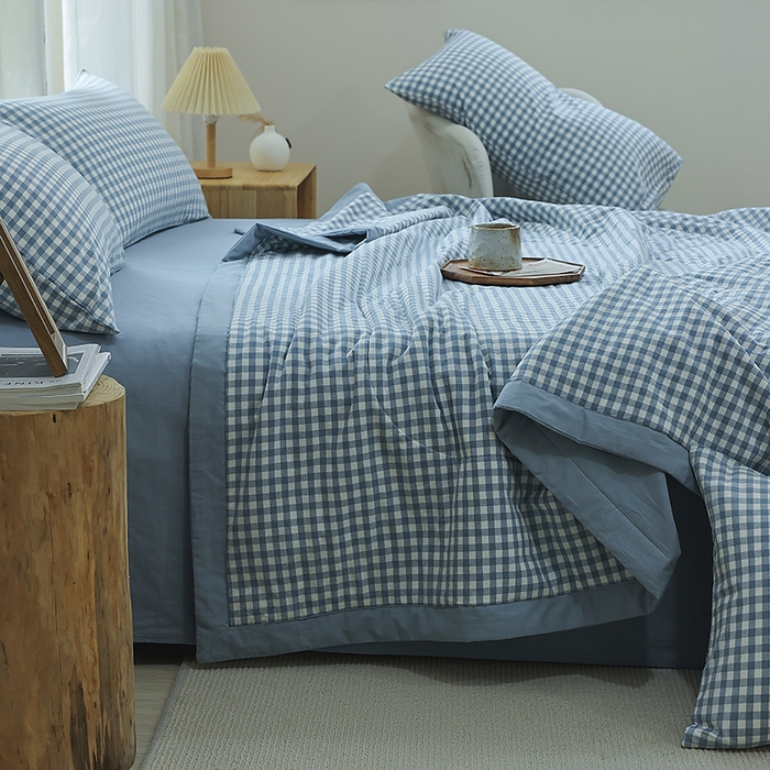 91家纺网 家纺一手货源 找家纺 柠萌 新款全棉色织水洗棉棉花夏被四件套里外全棉夏凉被 浅蓝小格