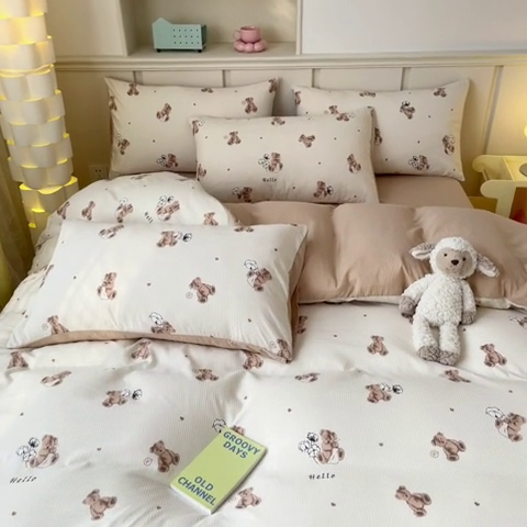 91家纺网 家纺一手货源 找家纺 梦之岛 2024新款A类母婴级泡泡棉皱皱纱碎花四件套 啵啵熊