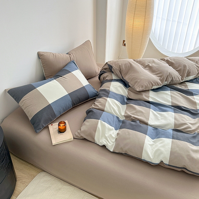 91家纺网 家纺一手货源 找家纺 家贝爱 2024新款简约轻奢水洗棉四件套 蓝大格